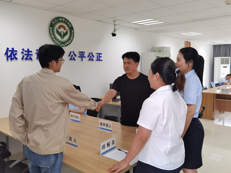 创建一个温馨且充满活力的职工活动室文化墙，不仅能够提升员工的工作积极性和团队凝聚力，还能营造积极向上的企业文化。今天，我们就来一步步教你如何设计并布置这样一个文化墙。