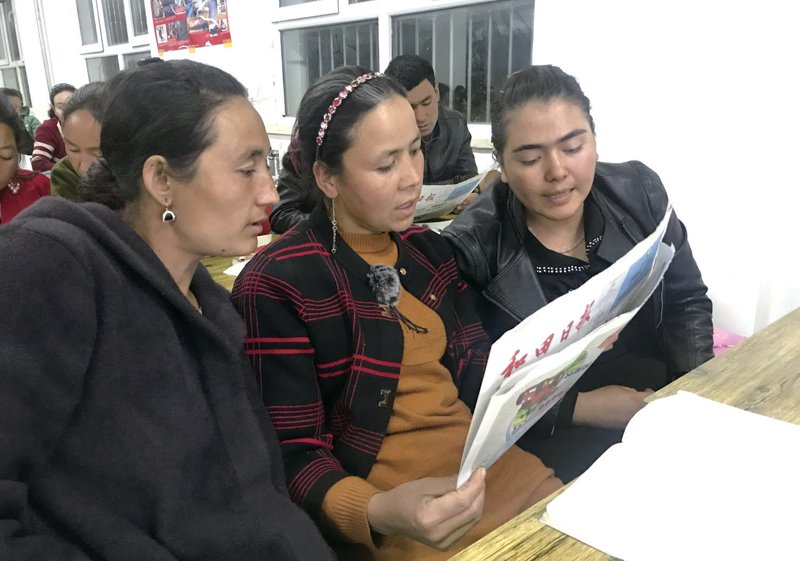 职工活动中心的清洁工作是维持良好环境氛围的关键。今天，让我们一起走进这个看似平凡却又重要的岗位，了解保洁工作的具体内容。
